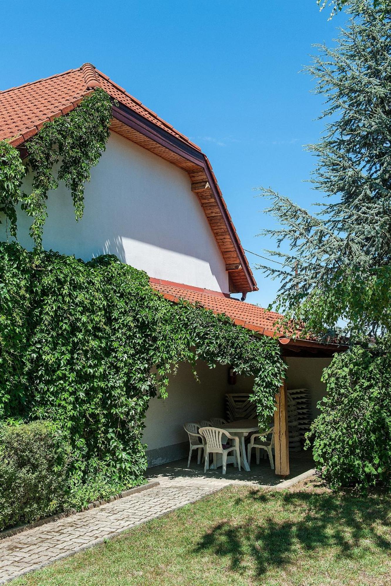Alina Apartmanhaz Heviz Ngoại thất bức ảnh